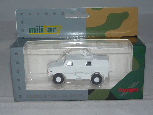 1/87 ATF (All-Protected Transport Vehicle) Dingo "UN"