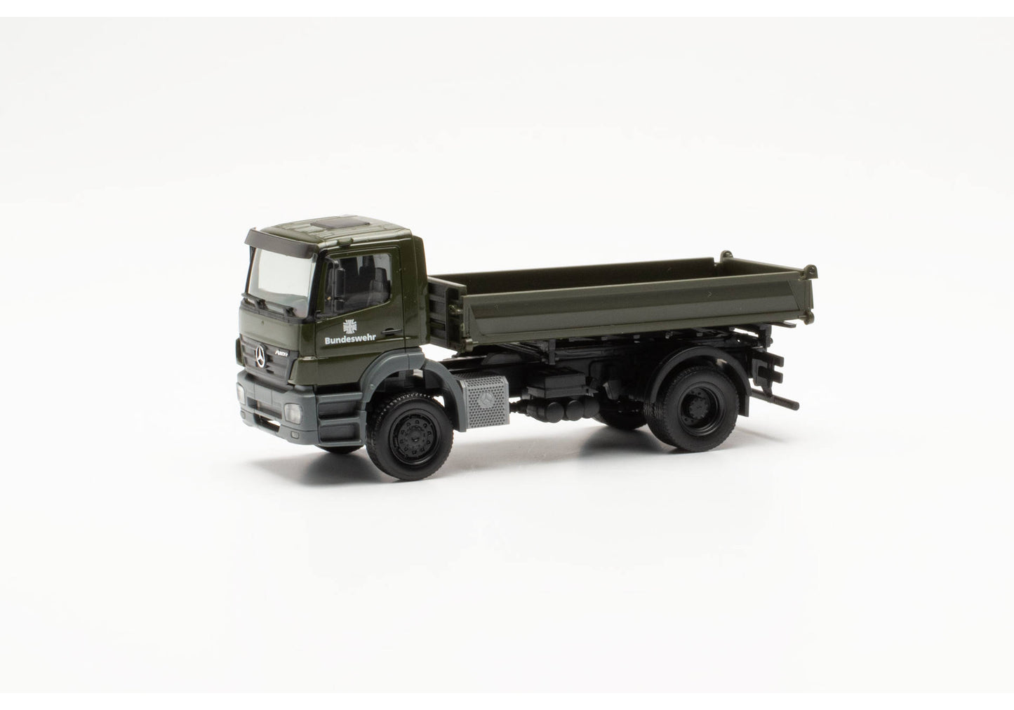 1/87 Mercedes-Benz Axor Three-Way Dumper "German Armed Forces"
