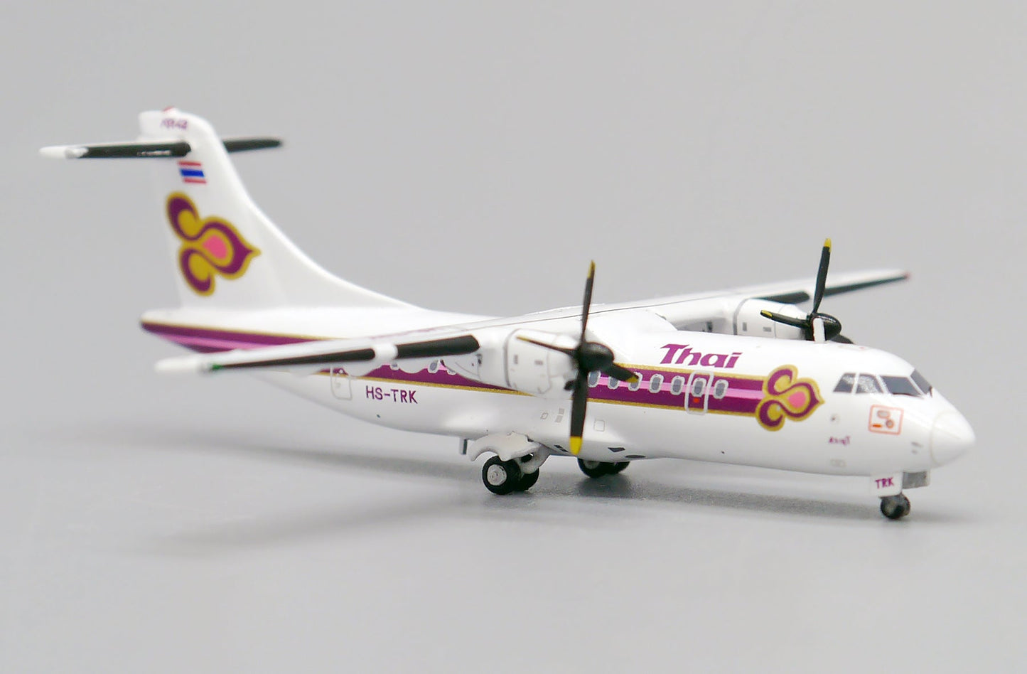 1/400 Thai Airways ATR 42-320 HS-TRK