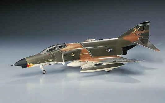 1/72 F-4E PHANTOM II (U.S. Air Force Fighter-Bomber)