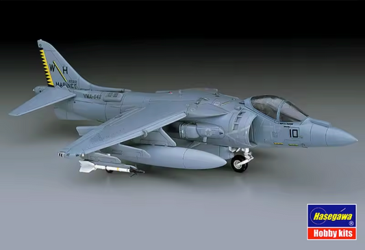 1/72 AV-8B HARRIER II PLUS (U.S.M.C. Attacker)