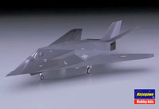 1/72 F-117A NIGHTHAWK (U.S Air Force Stealth Fighter/Attacker)