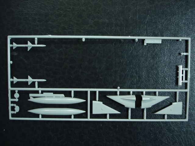 1/72 F-15E STRIKE EAGLE (U.S. Air Force Fighter/Attacker)
