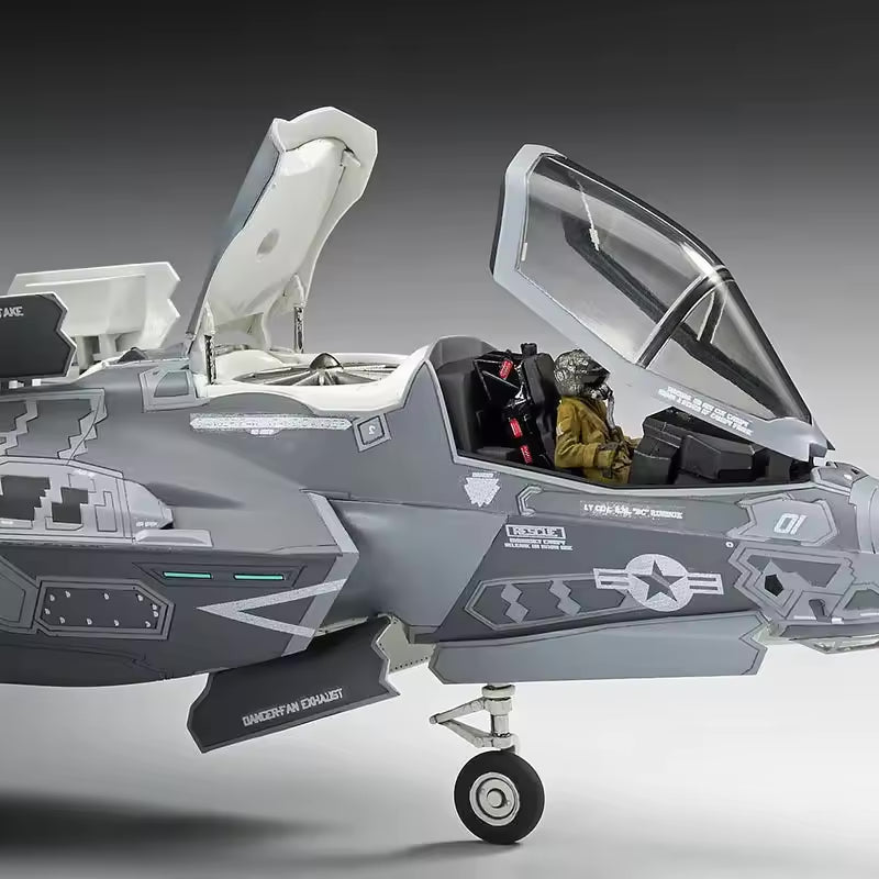 1/72 F-35 LIGHTNING II (B Version) U.S.MARINE (U.S.M.C. STOVL Fighter)
