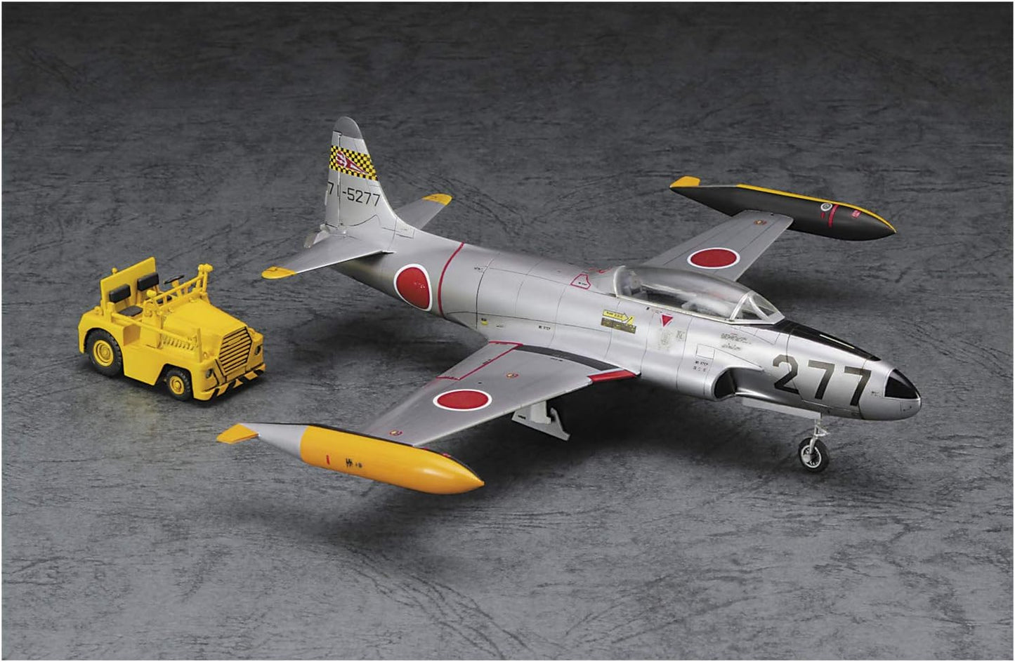 1/72 T-33A SHOOTING STAR with Tractor [LIMITED EDITION]