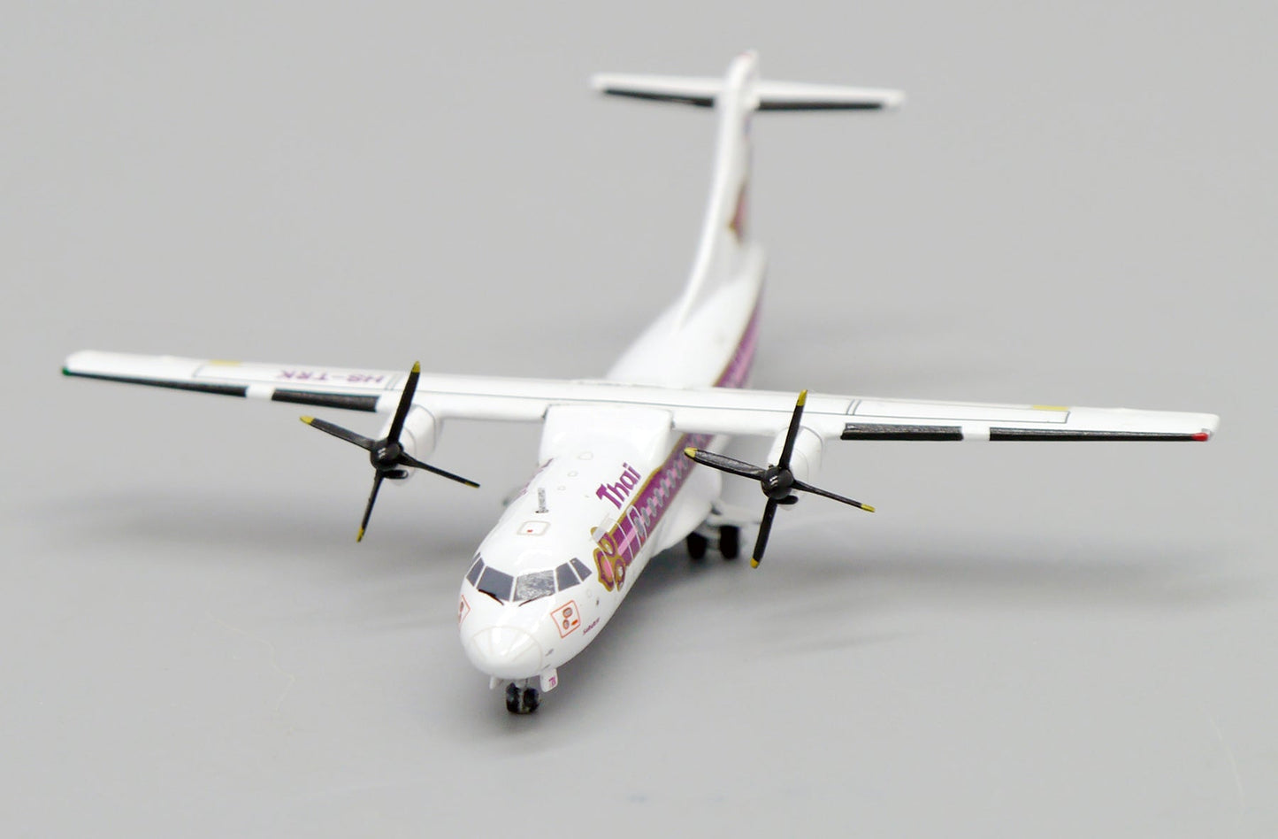 1/400 Thai Airways ATR 42-320 HS-TRK