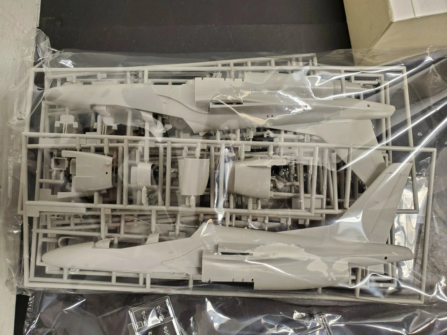 1/48 Kawasaki T-4 J.A.S.D.F.