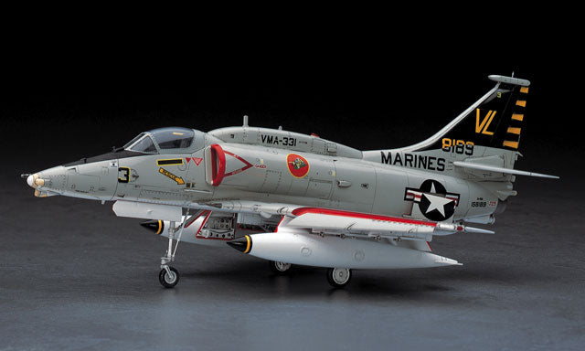 1/48 A-4M SKYHAWK (U.S.M.C. Attacker)