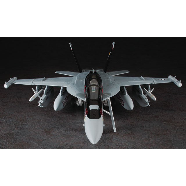 1/48 EA-18G GROWLER (U.S. Navy Carrier-Borne ECM Aircraft)