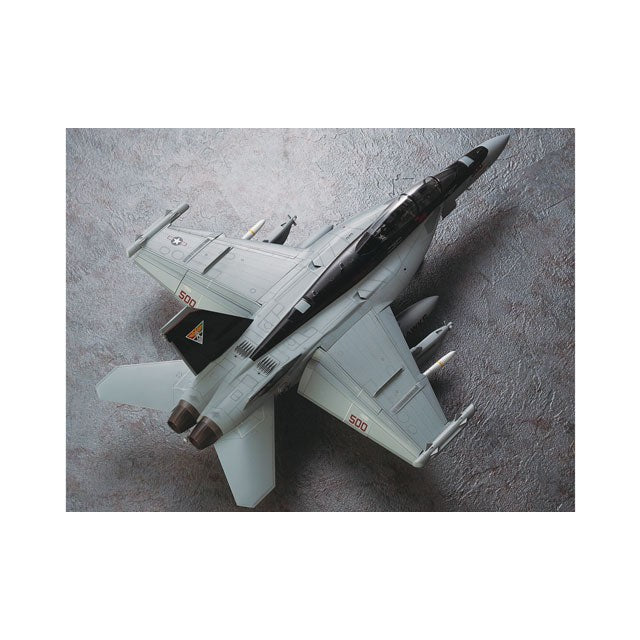 1/48 EA-18G GROWLER (U.S. Navy Carrier-Borne ECM Aircraft)