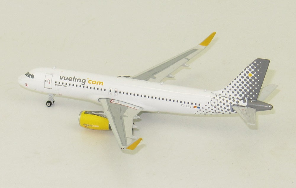 1/400 A320-200(S) Vueling A/L EC-LVS