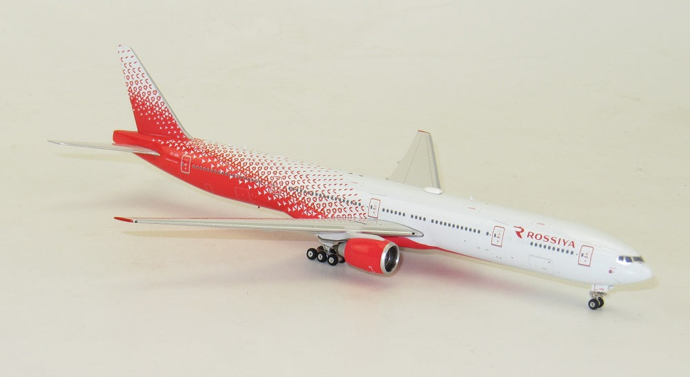 1/200 B777-300 Rossiya EI-UNN