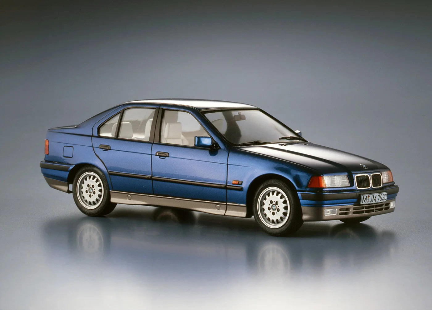 1/24 BMW 318i [LIMITED EDITION]
