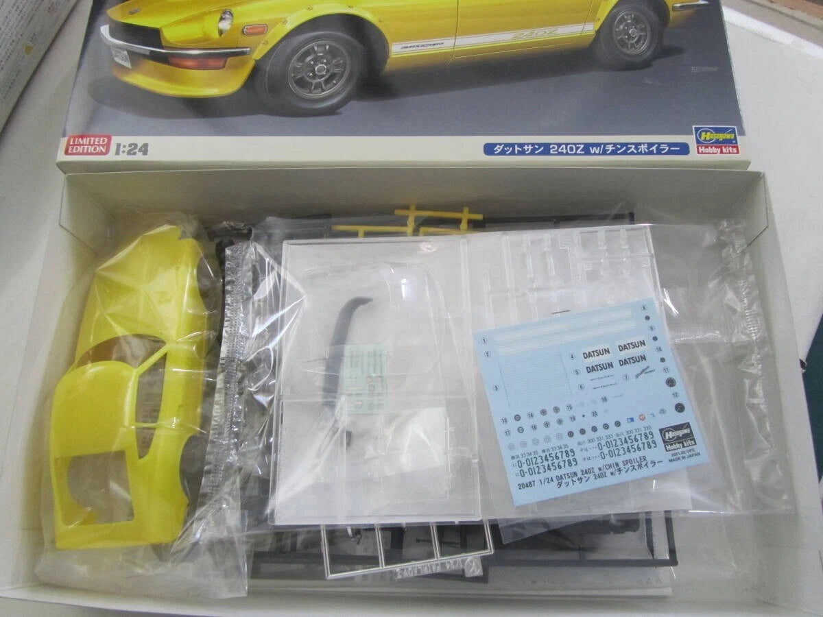 1/24 DATSUN 240Z with CHIN SPOILER [LIMITED EDITION]