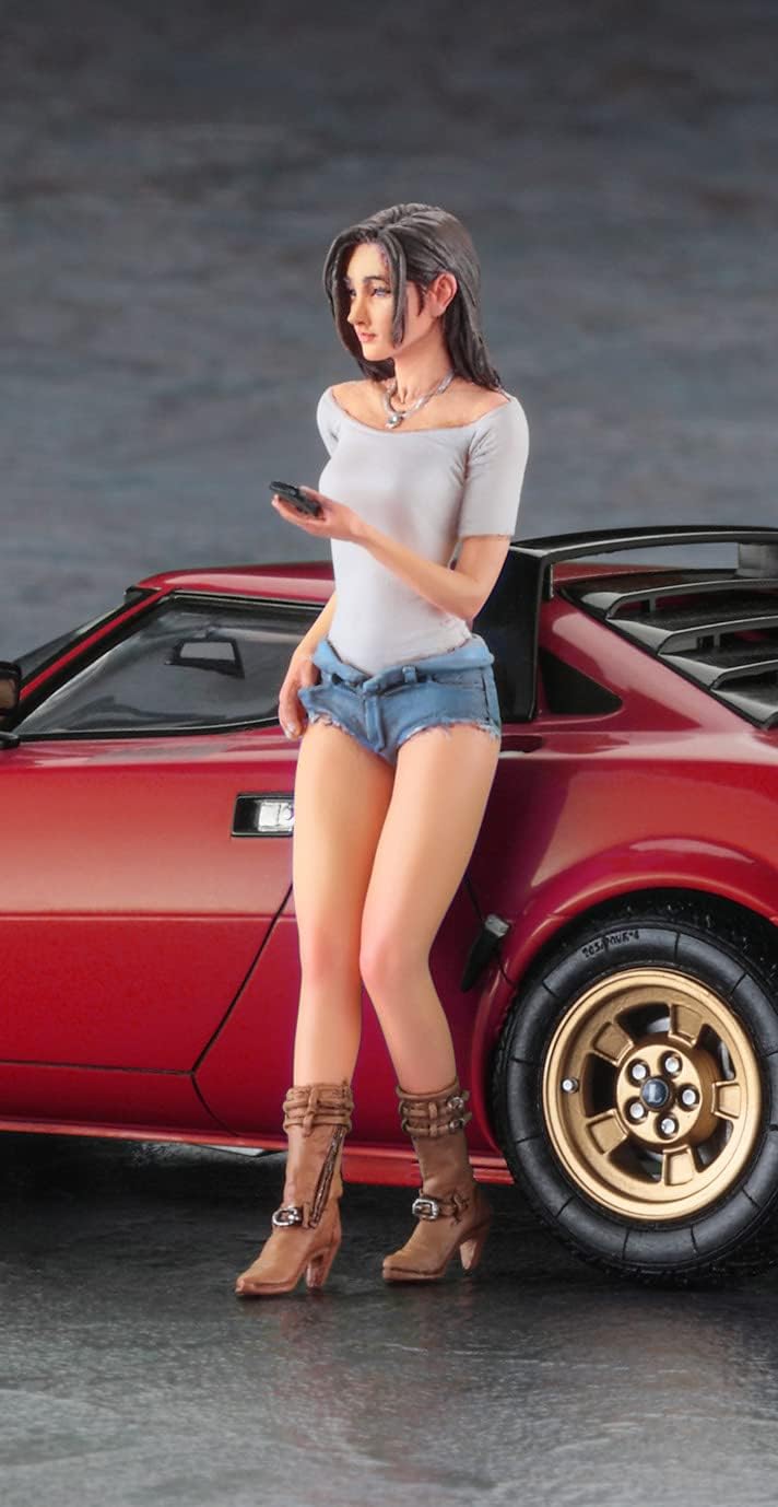 1/24 LANCIA STRATOS HF STRADALE with ITALIAN GIRL'S FIGURE [LIMITED EDITION]