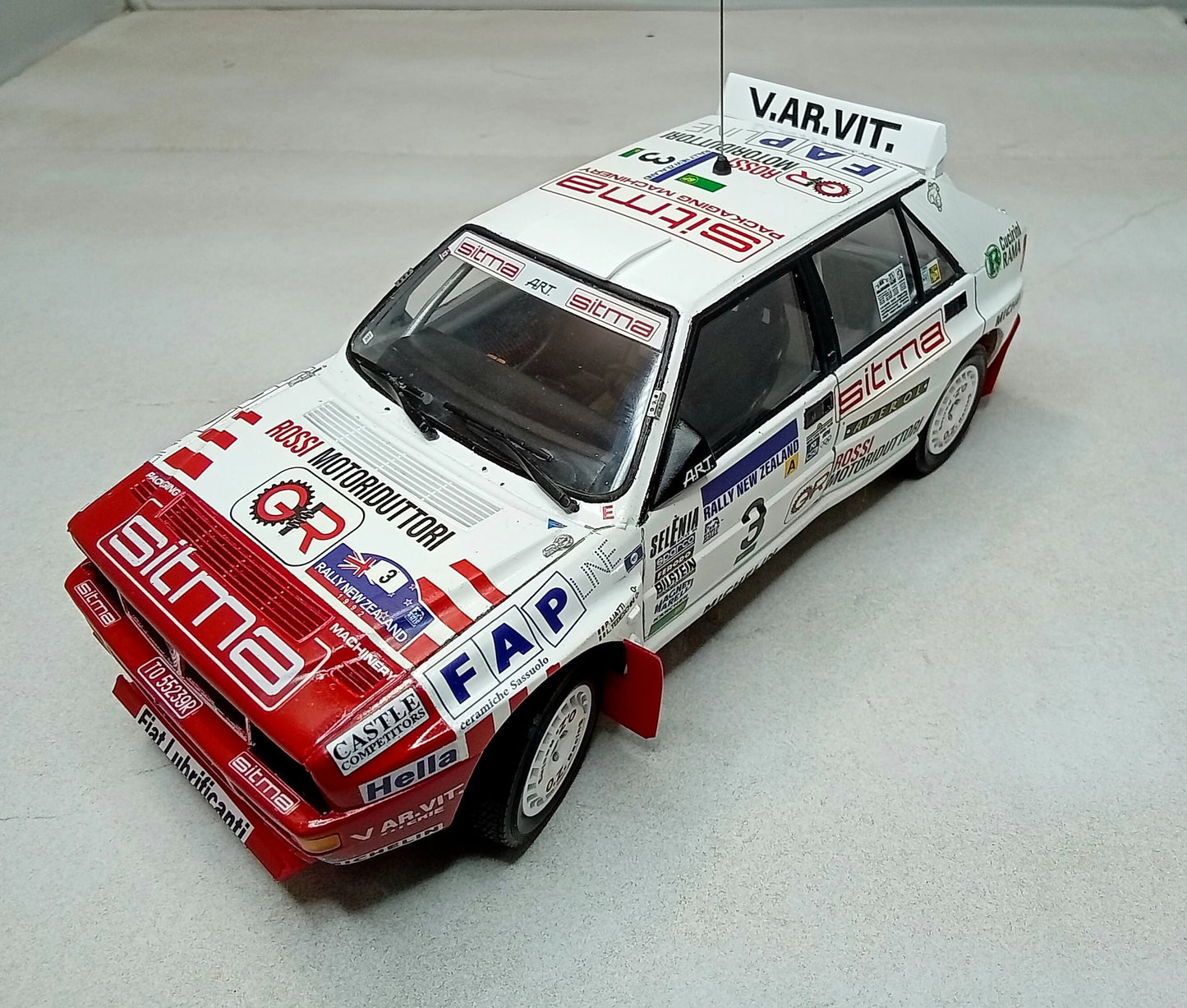 1/24 LANCIA SUPER DELTA 1992 RALLY NEW ZEALAND [LIMITED EDITION]