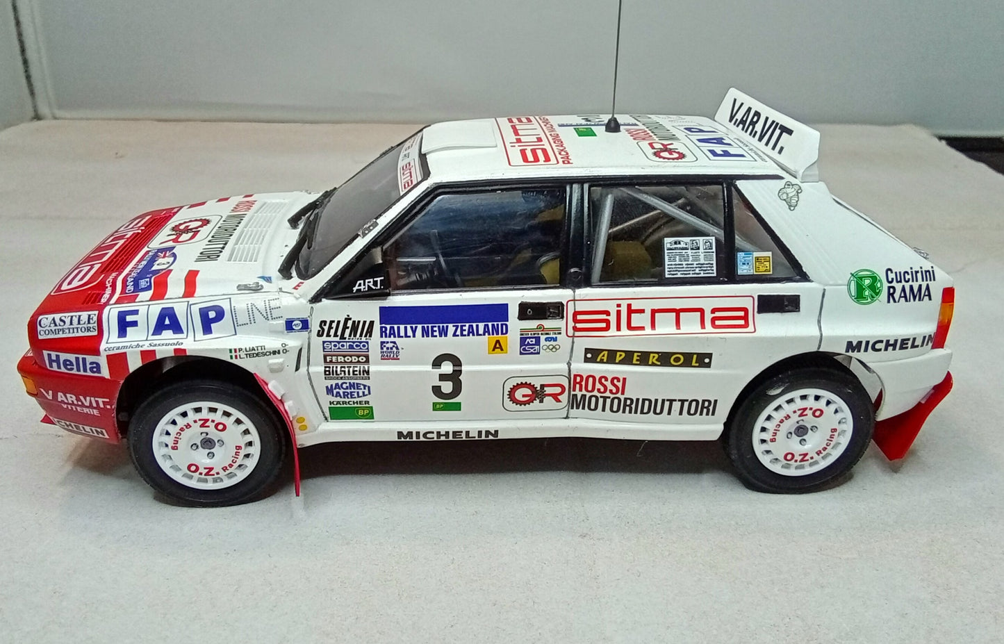 1/24 LANCIA SUPER DELTA 1992 RALLY NEW ZEALAND [LIMITED EDITION]