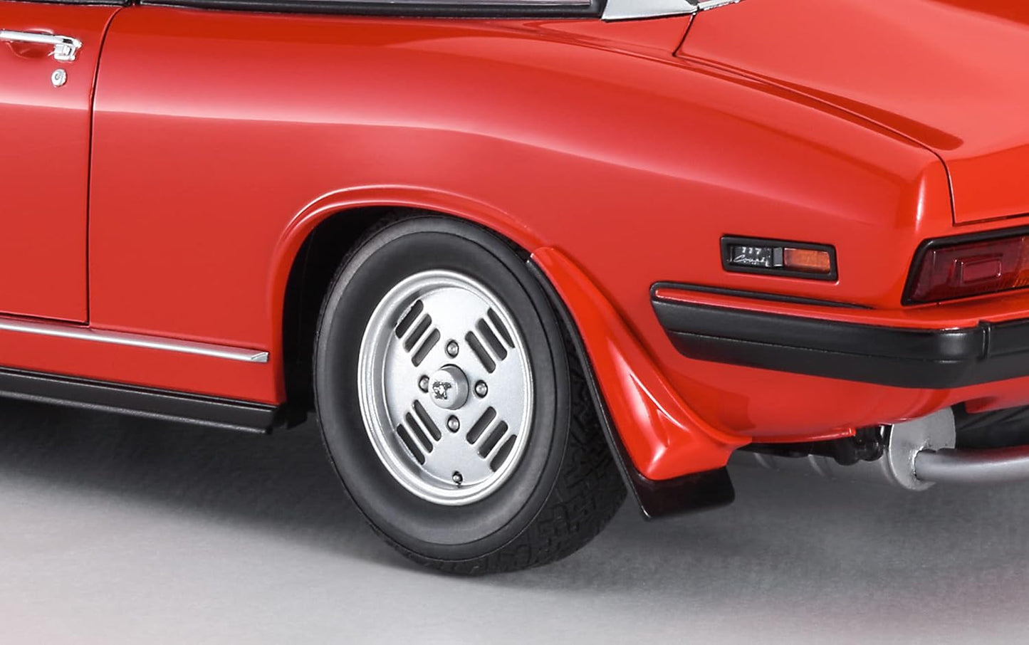 1/24 ISUZU 117 COUPÉ LATE VERSION (☆☆XC-J) 1979 [LIMITED EDITION]
