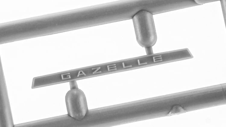 1/24 NISSAN GAZELLE (S110) EARLY VERSION HT 2000XE-II 1979 [LIMITED EDITION]