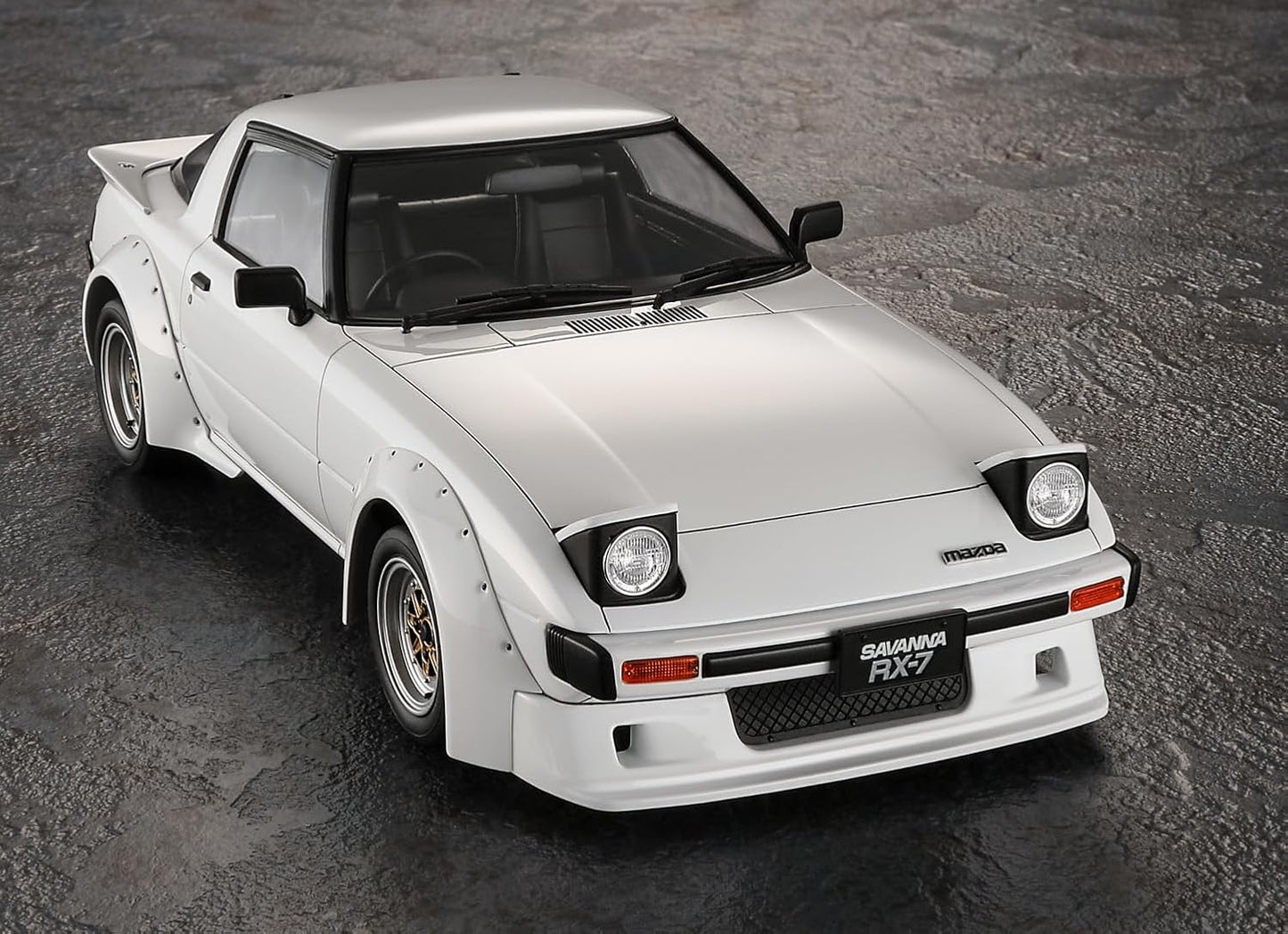 1/24 MAZDA SAVANNA RX-7 (SA22C) EARLY VERSION CUSTOM VERSION [LIMITED EDITION]