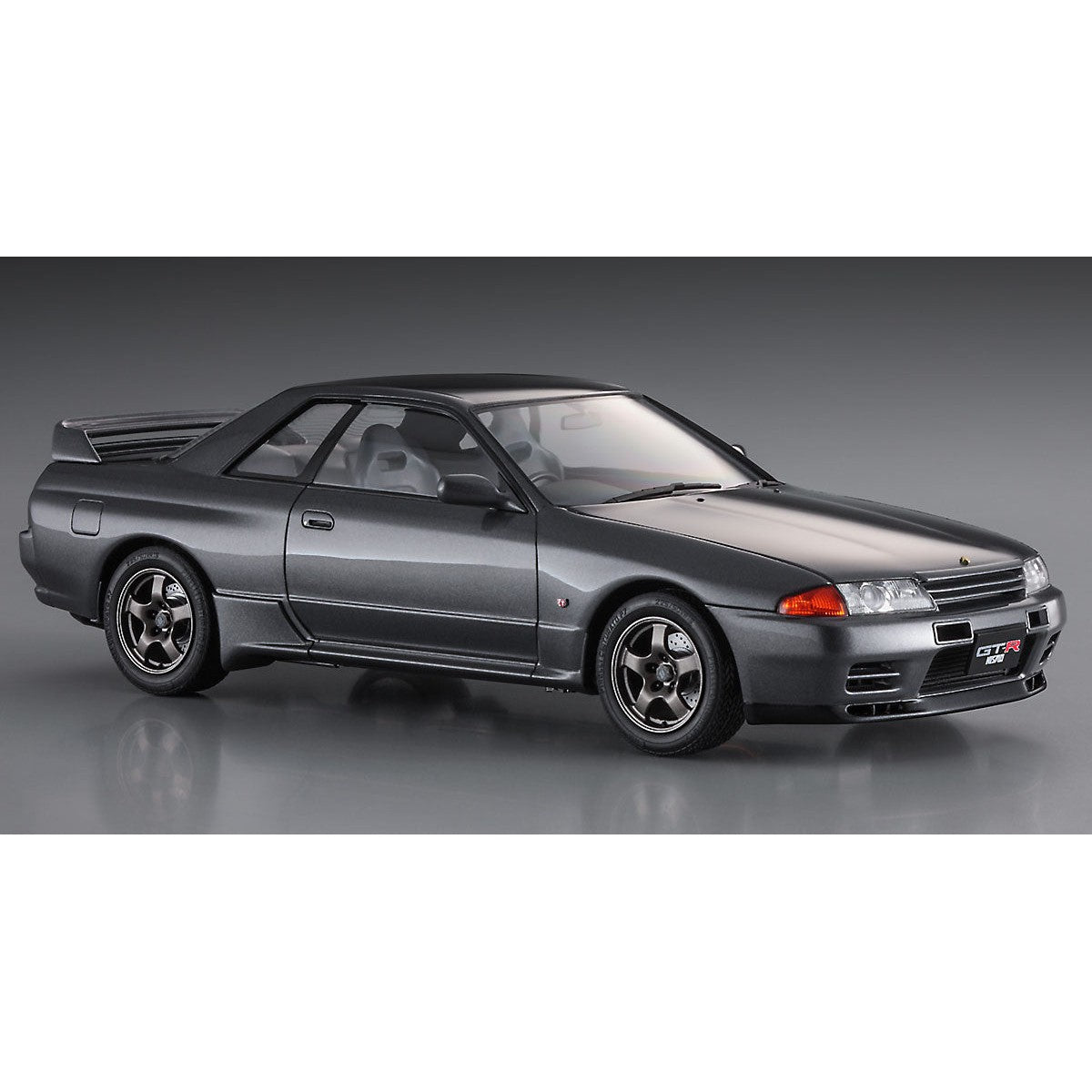 1/24 NISSAN SKYLINE GT-R NISMO (BNR32) 1990