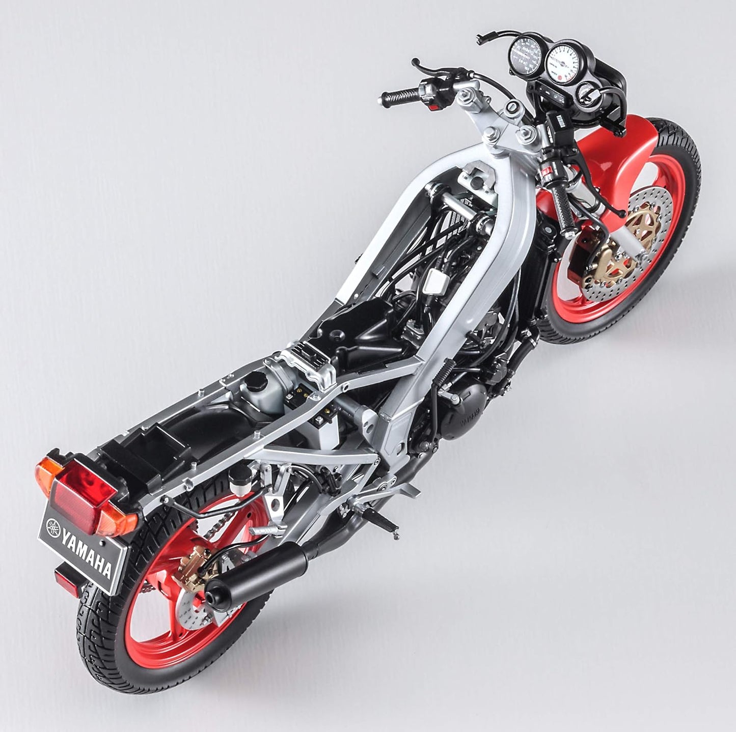 1/12 Yamaha TZR250 (1KT) 1985