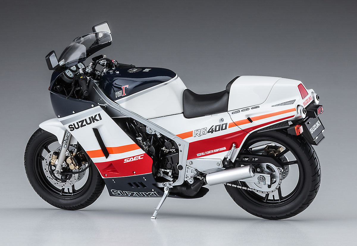 1/12 SUZUKI RG400Γ EARLY VERSION RED/WHITE COLOR with Under Cowl