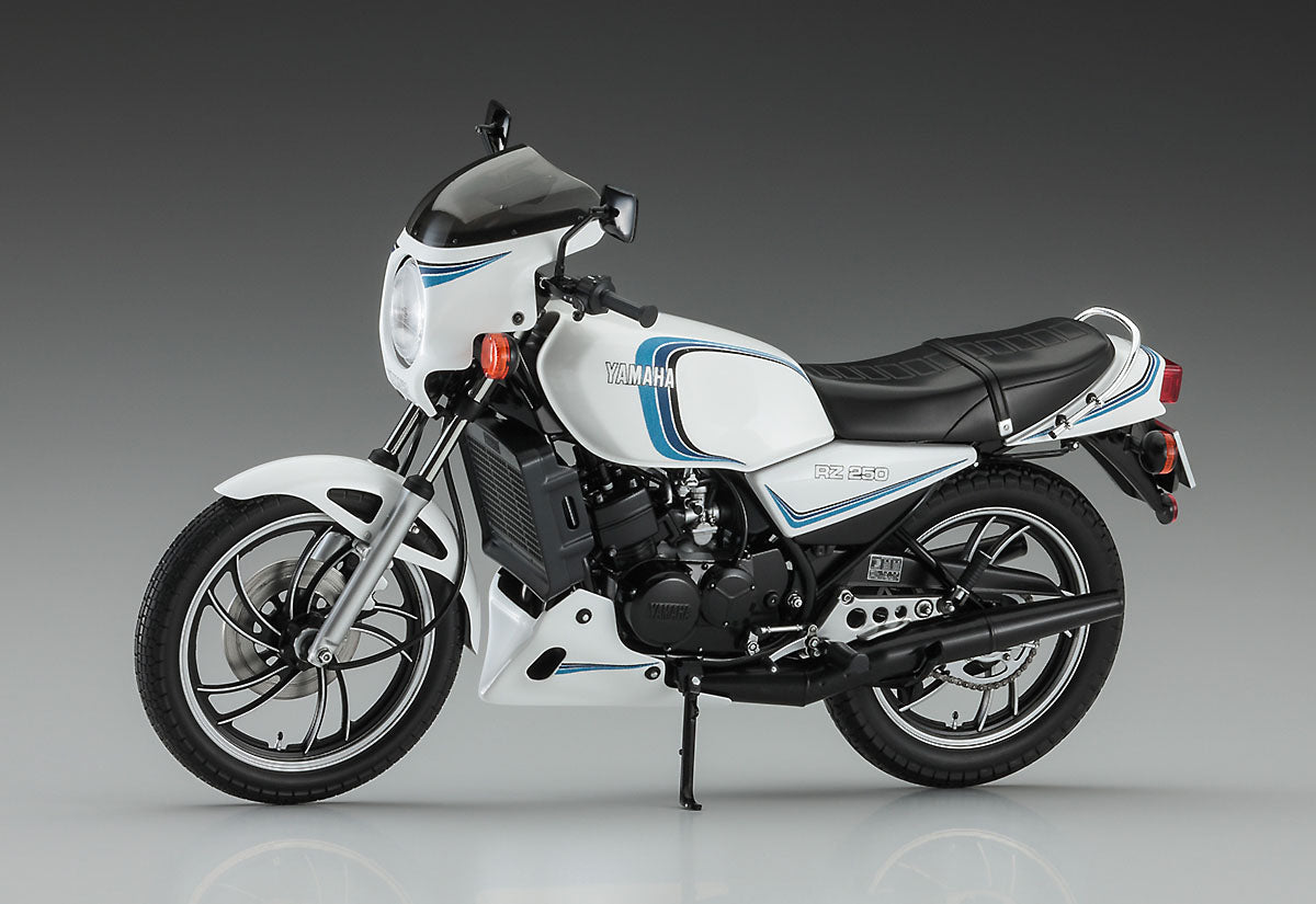 1/12 Yamaha RZ250 (4L3) with Cowl 1982 [LIMITED EDITION]
