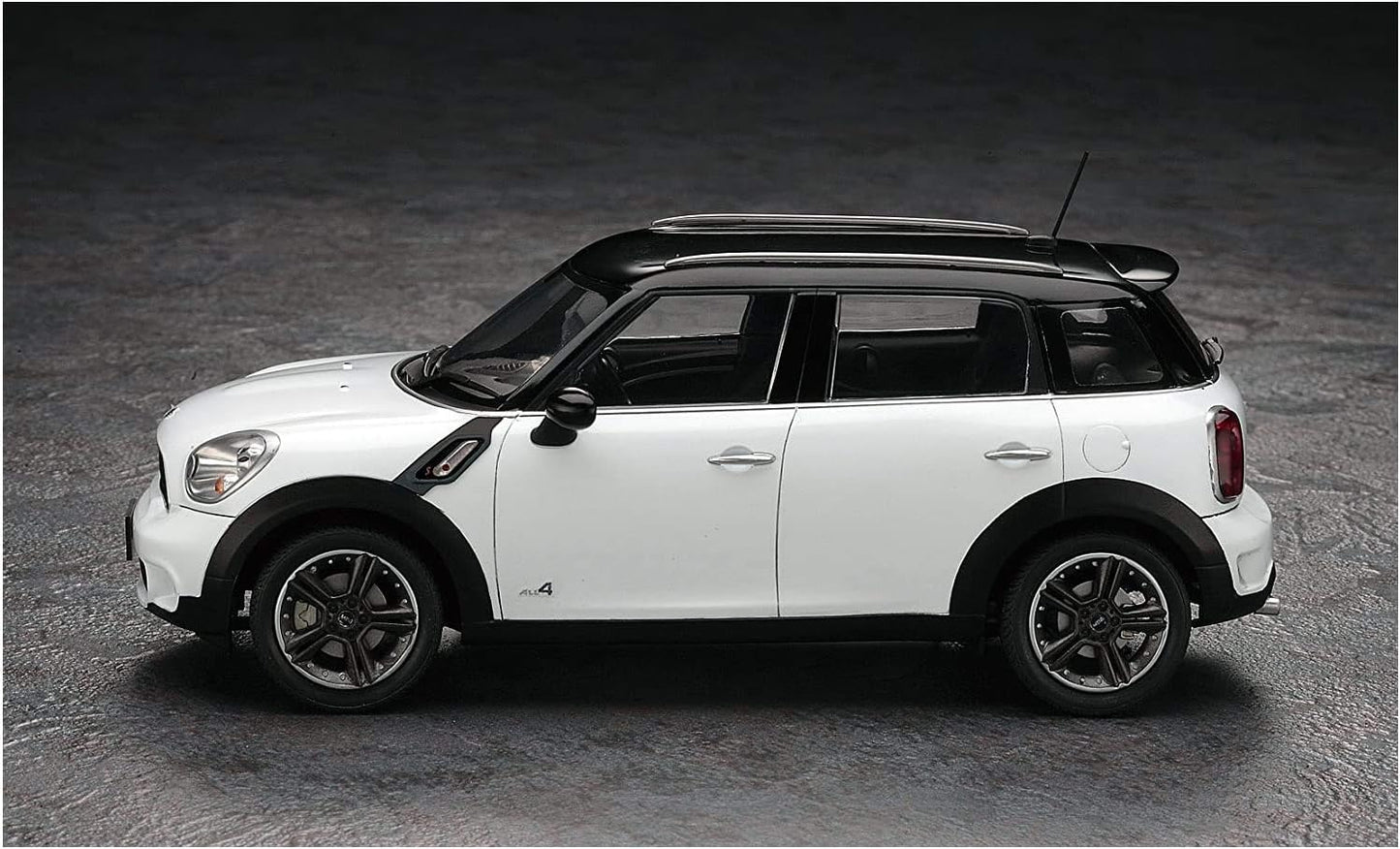 1/24 MINI COOPER S COUNTRYMAN ALL4