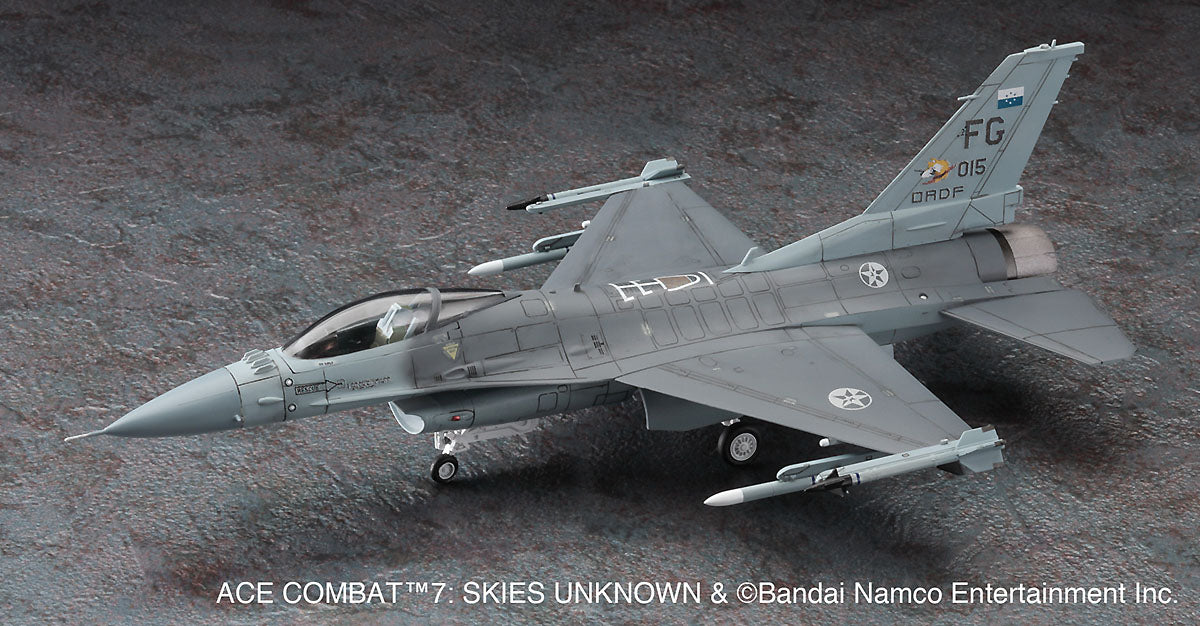 1/72 [ACE COMBAT 7 SKIES UNKNOWN] F-16 FIGHTING FALCON (C Version) MAGE [LIMITED EDITION]