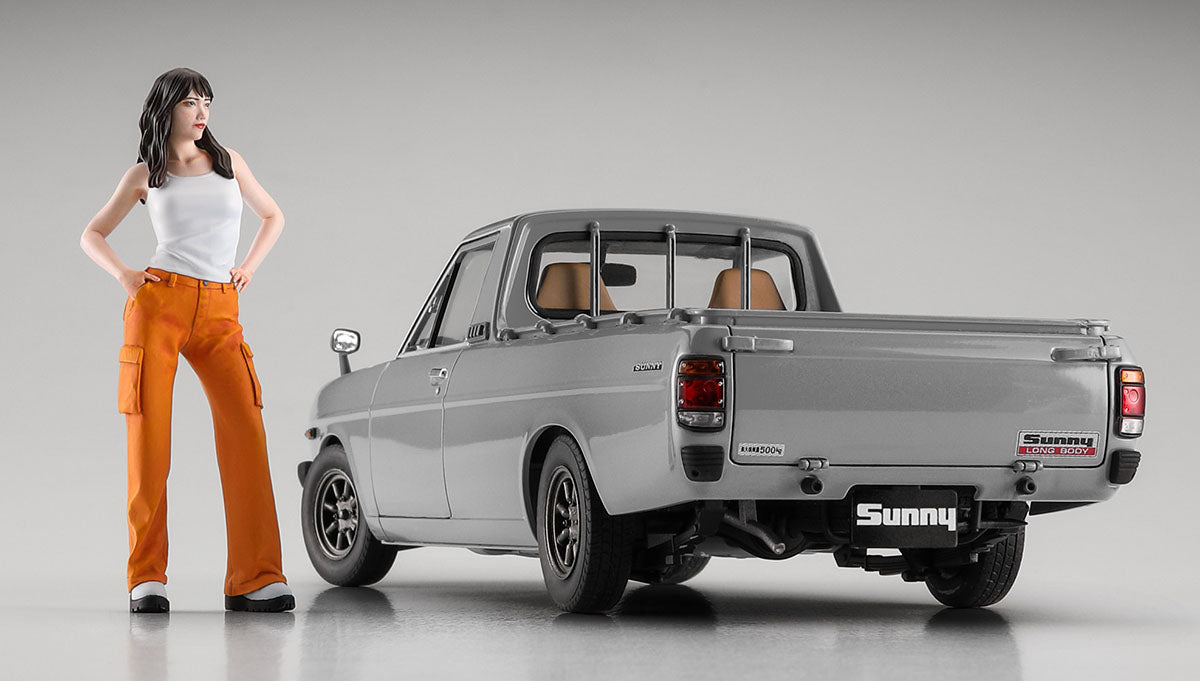 1/24 DATSUN SUNNY TRUCK LONG BODY DELUXE with GIRL'S FIGURE [LIMITED EDITION]