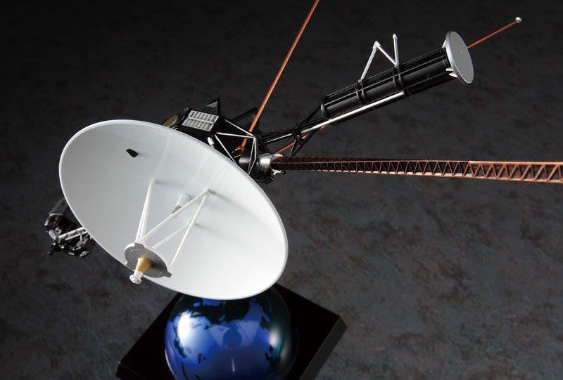 1/48 Unmanned Space Probe VOYAGER with Mission Emblem Patch [LIMITED EDITION]