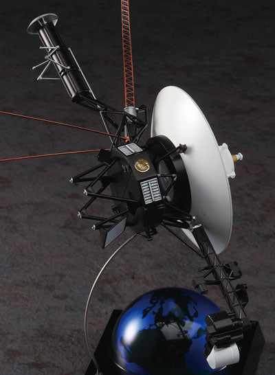 1/48 UNMANNED SPACE PROBE VOYAGER