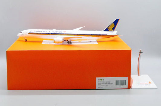 1/200 Singapore Airlines Boeing 787-10 9V-SCP  - 1000th 787 -