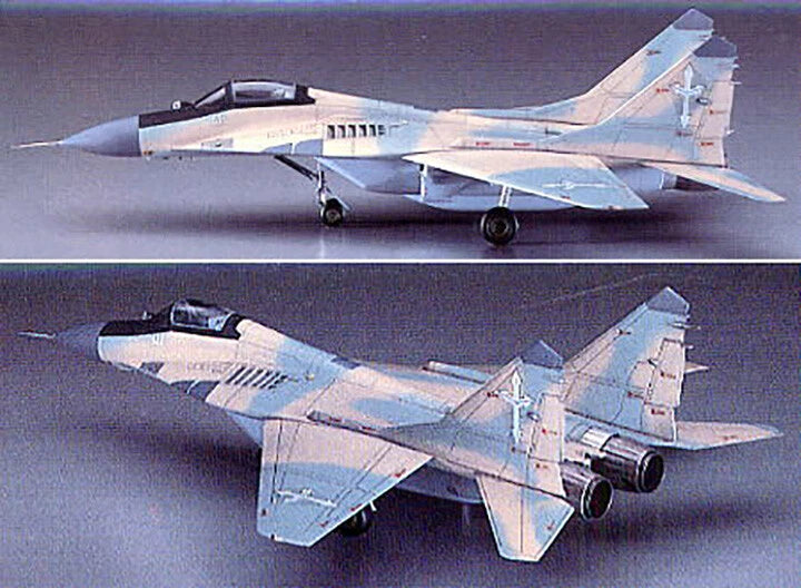 1/72 MACROSS ZERO MiG-29 [LIMITED EDITION]