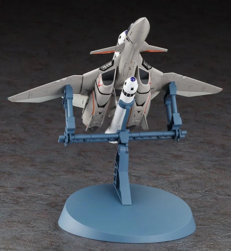1/72 VF-11B THUNDERBOLT with ROCKET BOOSTER MACROSS PLUS