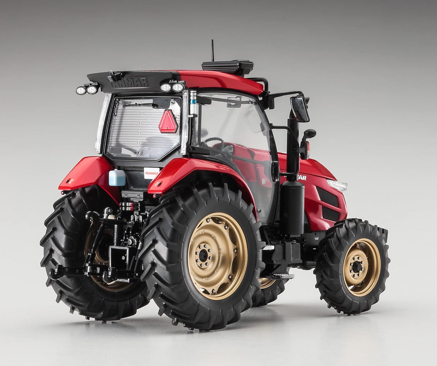 1/35 YANMAR TRACTOR YT5113A "ROBOT TRACTOR"