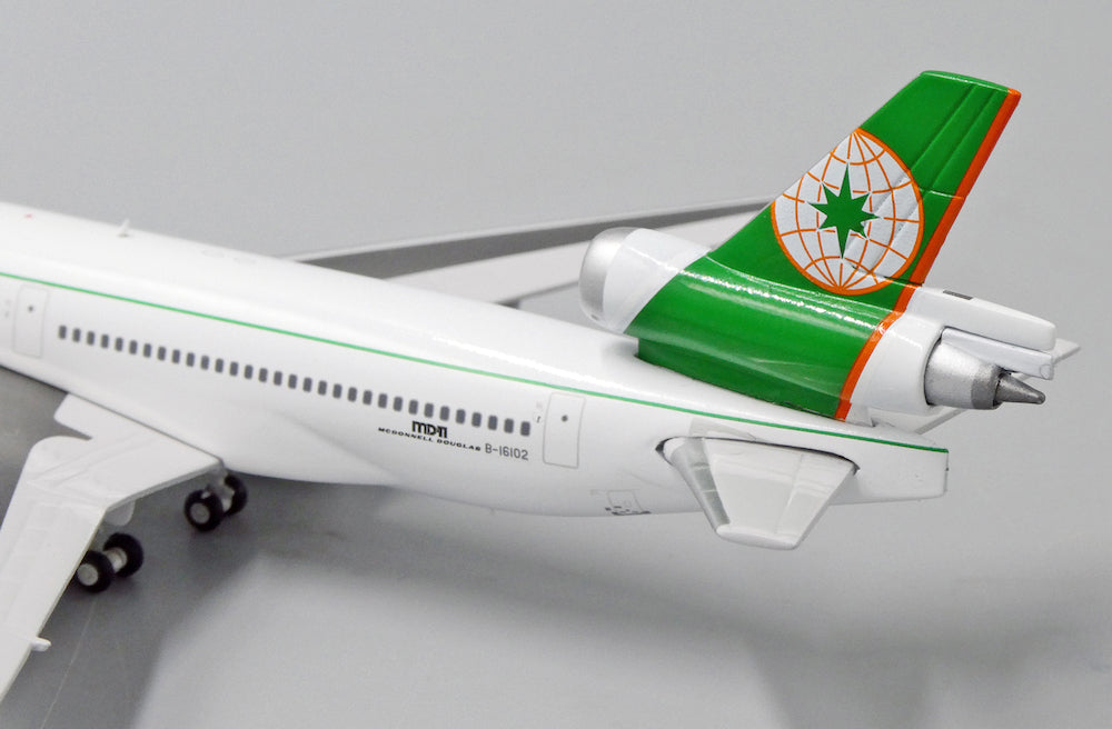 1/400 EVA Air McDonnell Douglas MD-11 B-16102 iANK Joint Servicei