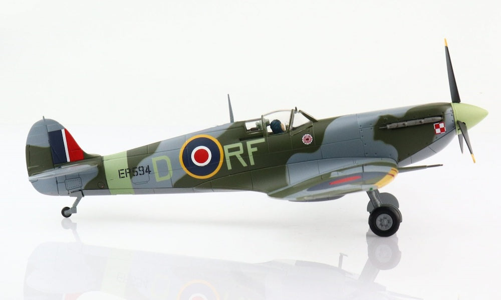 1/48 Spitfire MK. Vb RF-D/EP594  303 Sqn. RAF  Lt. Jan Zumbach Aug/Sept 1942