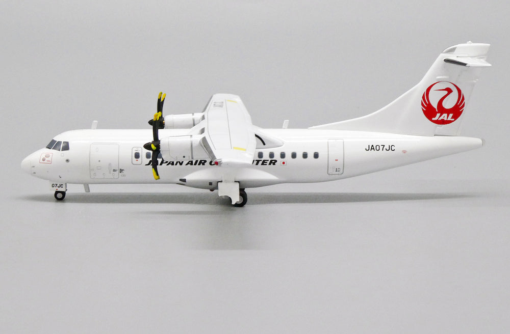 1/200 Japan Air Commuter ATR 42-600 JA07JC