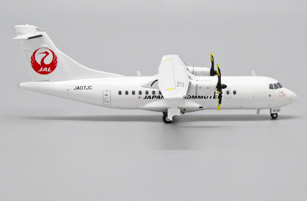 1/200 Japan Air Commuter ATR 42-600 JA07JC