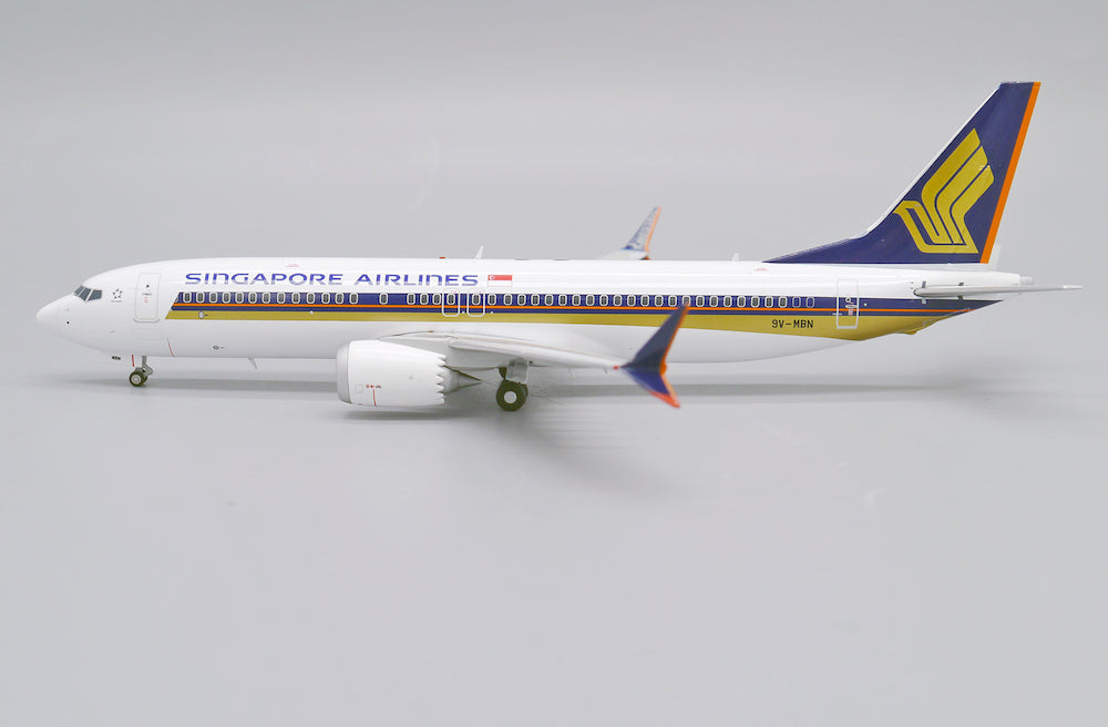 1/200 Singapore Airlines Boeing 737 MAX 8