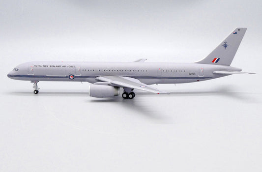 1/200 Royal New Zealand Air Force B757-200 NZ7571