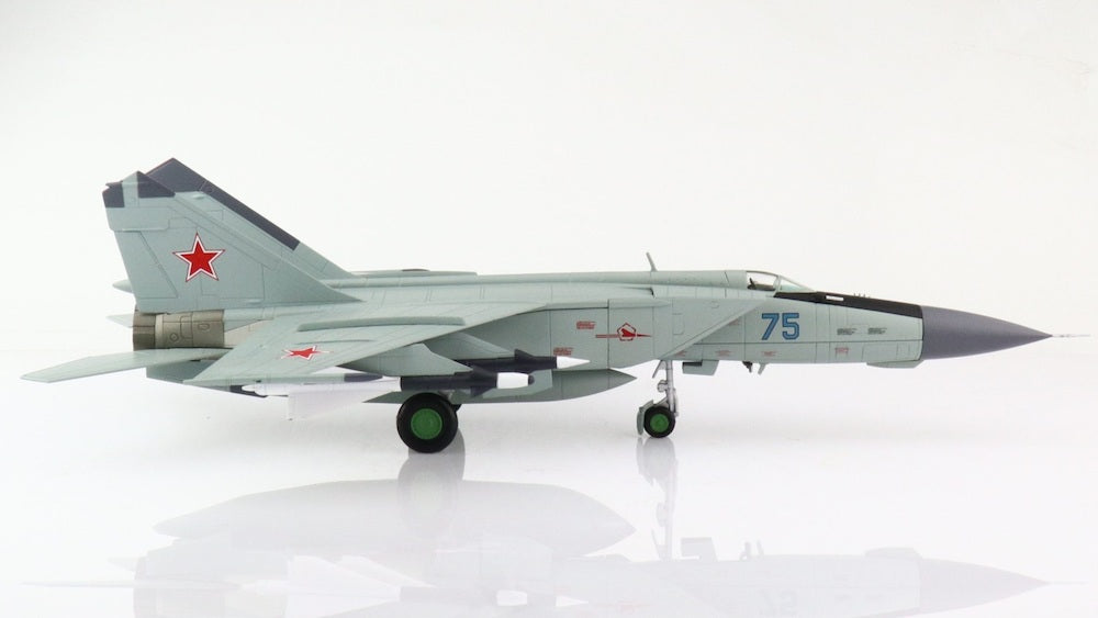 1/72 MIG-25PD Foxbat Blue 75 Soviet Air Force 1979