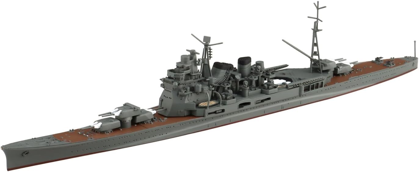 1/700 JAPANESE NAVY HEAVY CRUISER TAKAO