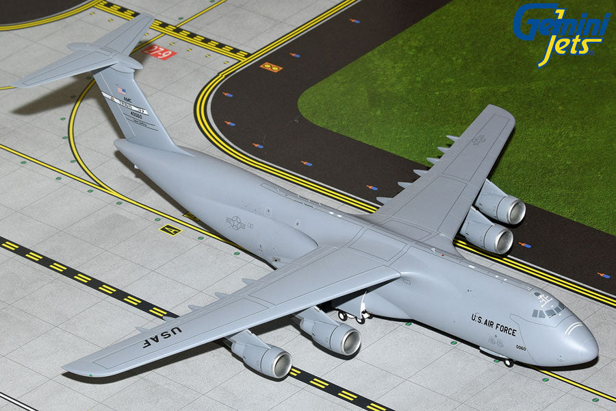 1/200 U.S. Air Force C-5M Super Galaxy 84-0060
