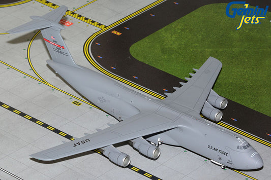 1/200 U.S.Air Force C-5M Super Galaxy 87-0037 (Westover AFB)