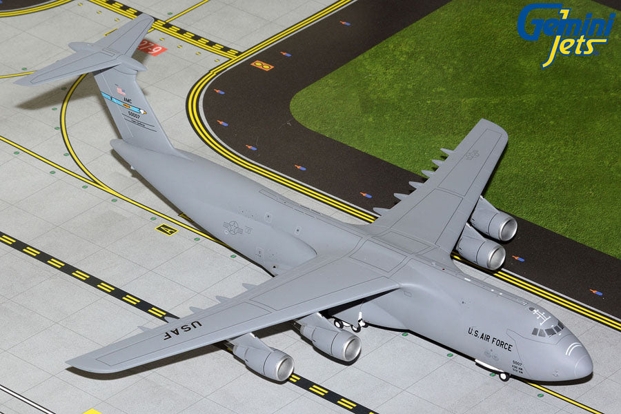 1/200 U.S.Air Force C-5M Super Galaxy 85-0007 (Dover AFB)