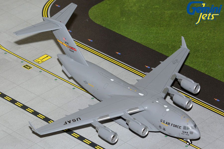 1/200 U.S. Air Force C-17 Globemaster 05-5144 March AFB