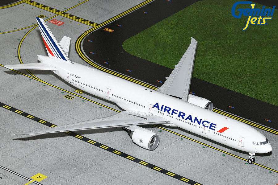 1/200 Air France B777-300ER F-GZNH